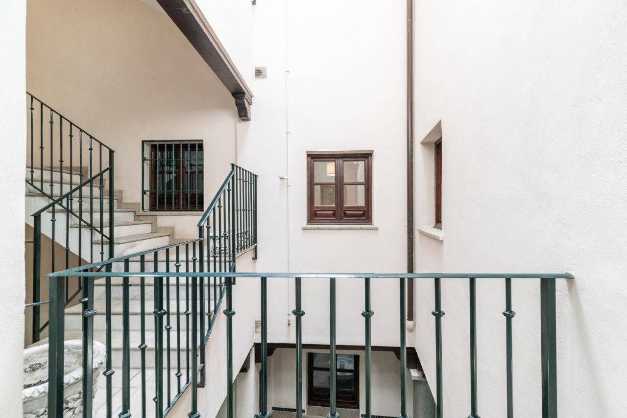 Moderno Apartamento Centro De Granada 2 المظهر الخارجي الصورة