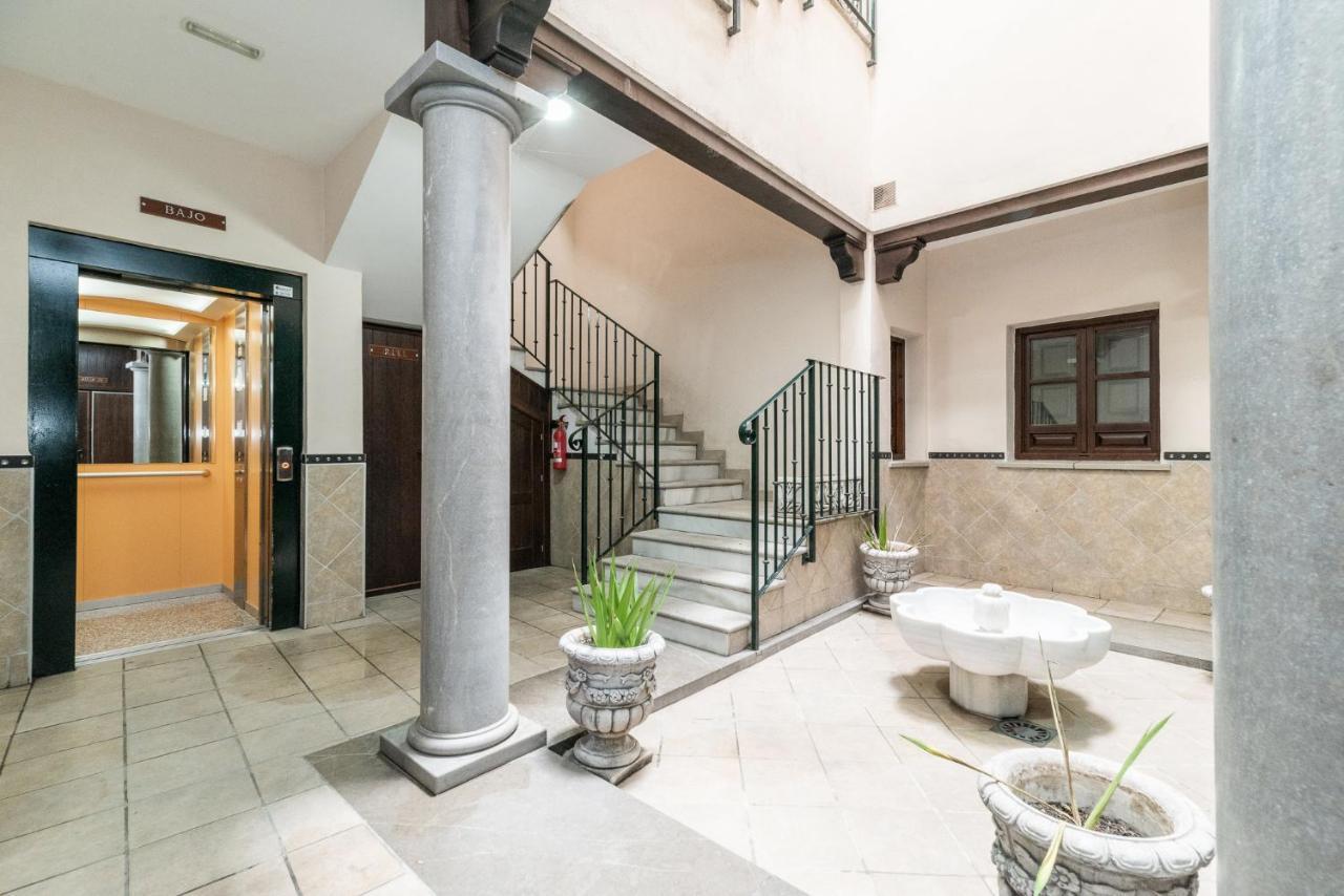 Moderno Apartamento Centro De Granada 2 المظهر الخارجي الصورة